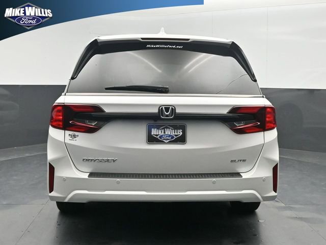 Used 2025 Honda Odyssey Elite image 6