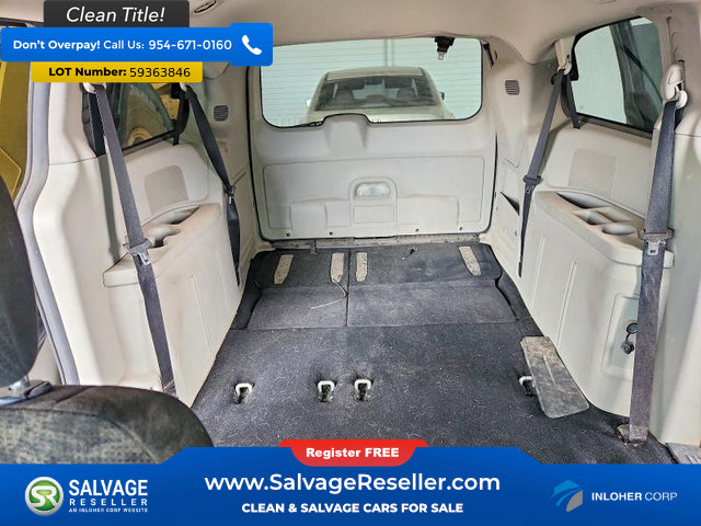 Used 2012 Dodge Grand Caravan SXT FWD image 13