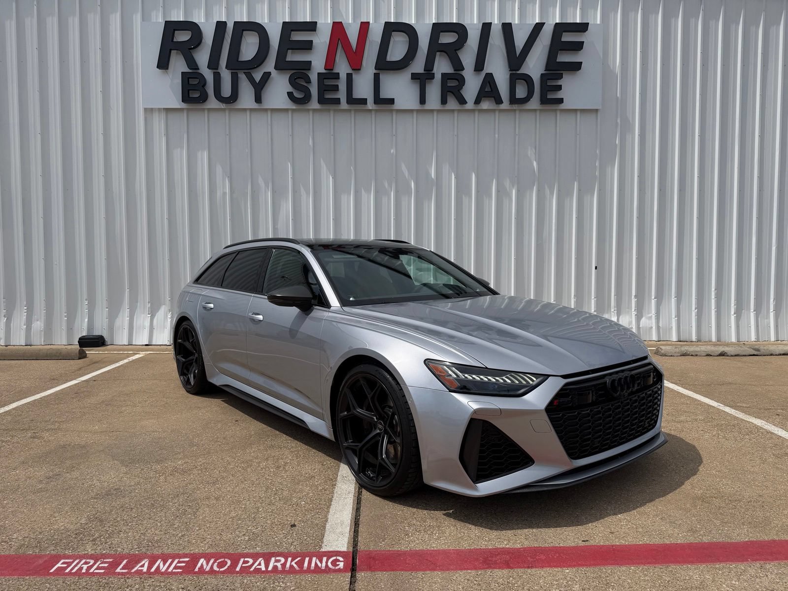 Used 2024 Audi RS 6 performance AWD/4WD image 8