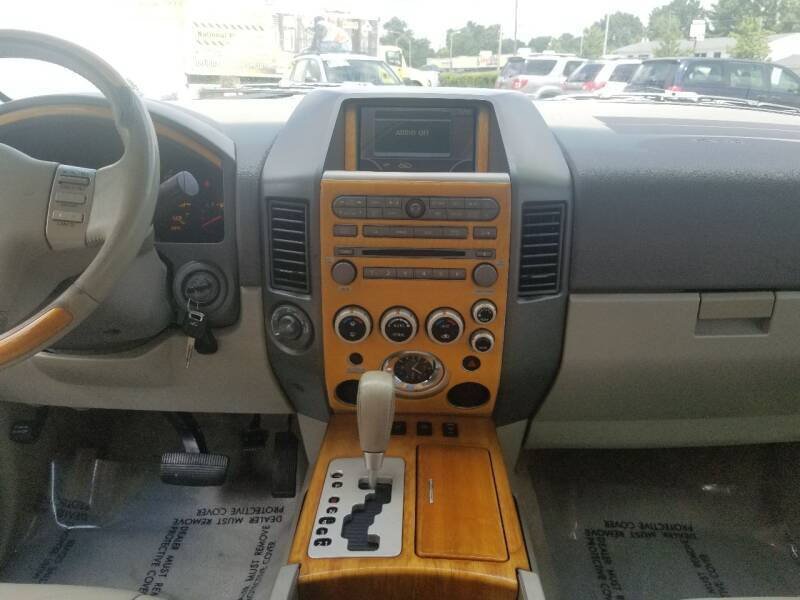 Used 2006 INFINITI QX56 4WD image 11