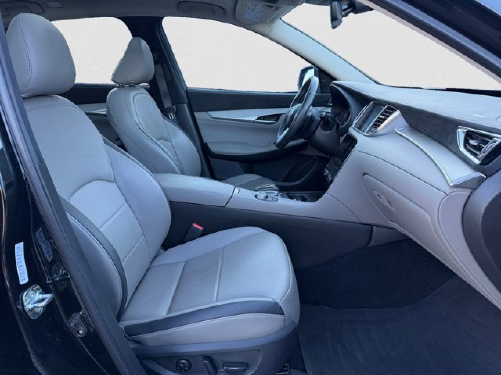 Certified 2023 INFINITI QX50 Sensory AWD/4WD image 20