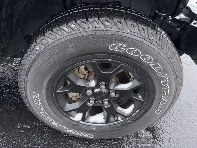 Used 2021 Jeep Wrangler Unlimited Sport image 24