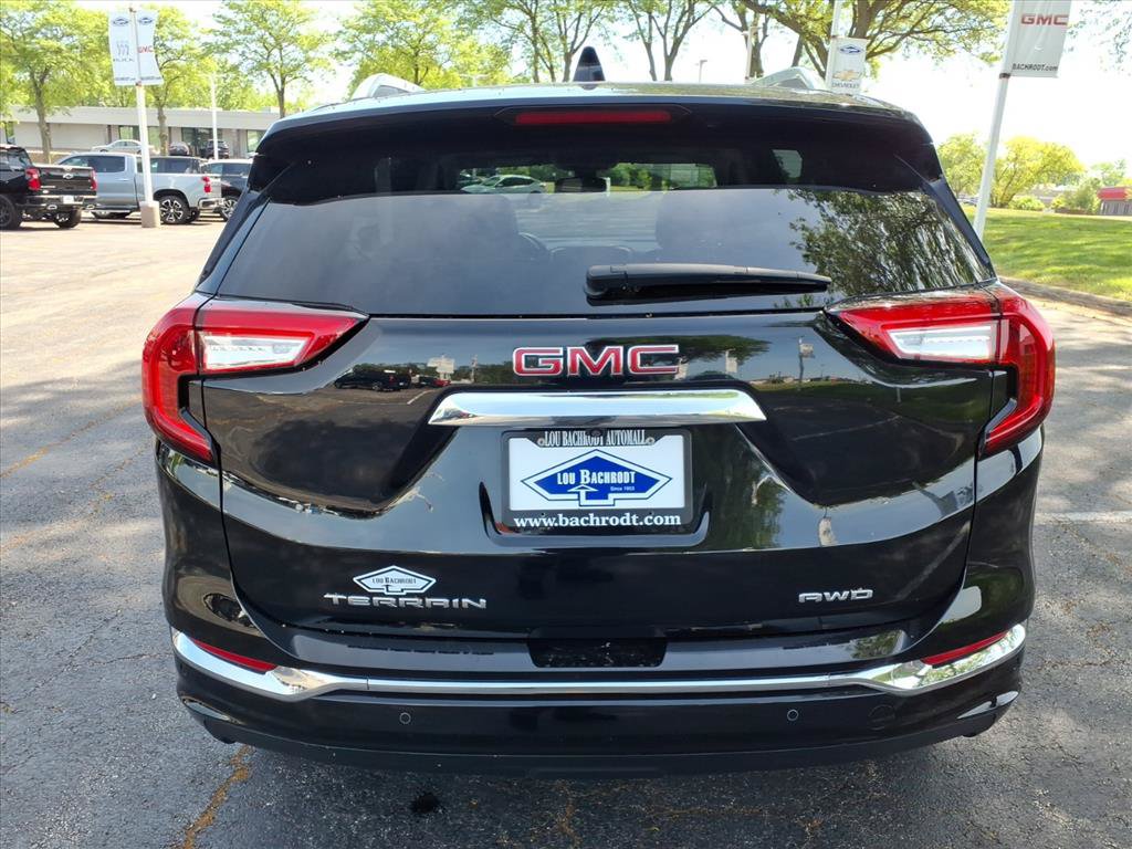 Used 2023 GMC Terrain Denali w/ Denali Premium Package AWD/4WD image 6