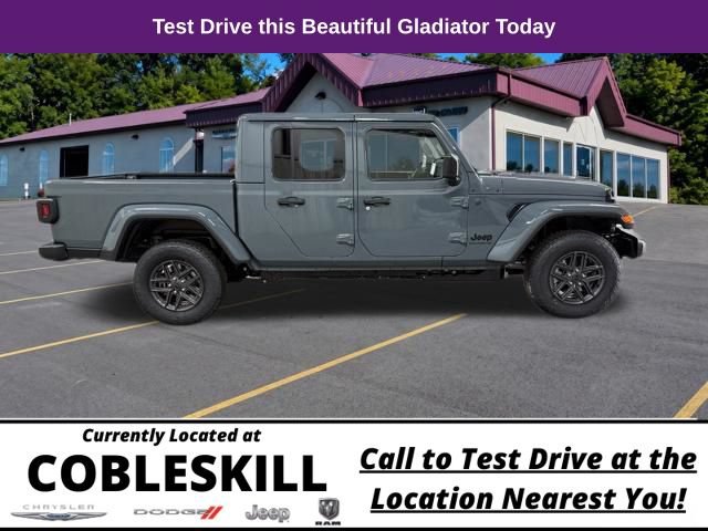 New 2026 Jeep Gladiator Sport AWD/4WD image 3