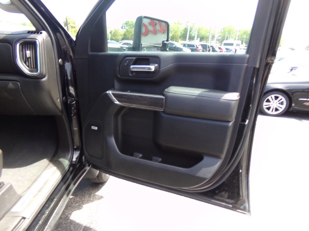 Used 2021 Chevrolet Silverado 3500 LTZ w/ LTZ Convenience Package AWD/4WD image 29