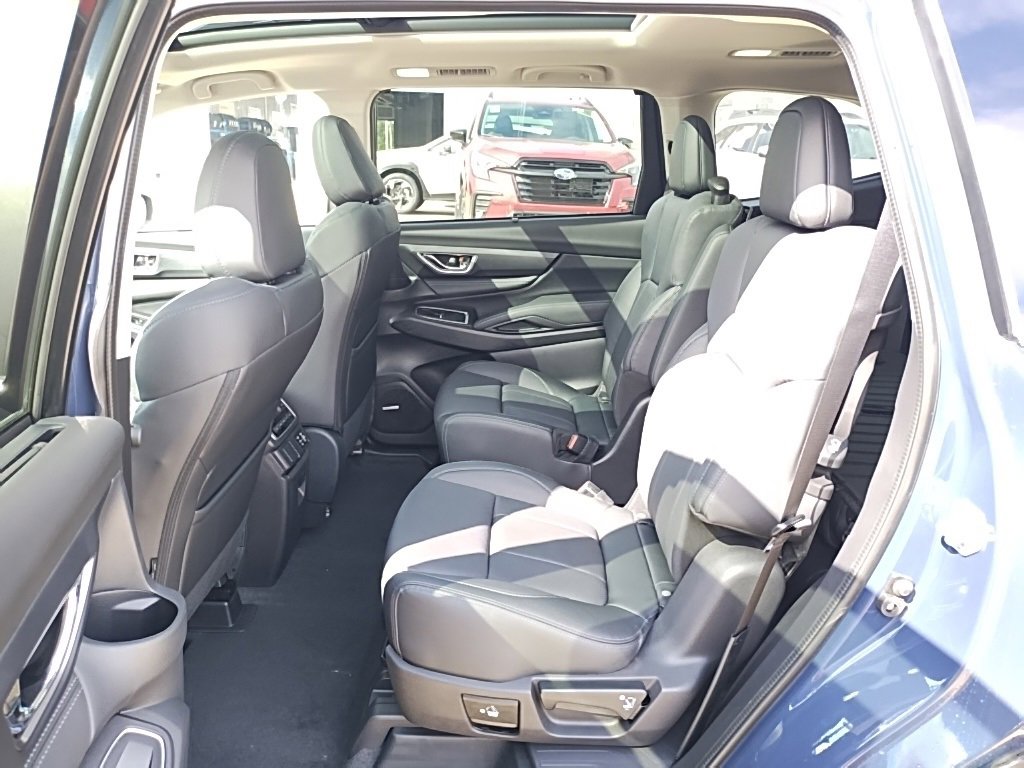 New 2025 Subaru Ascent Limited image 42