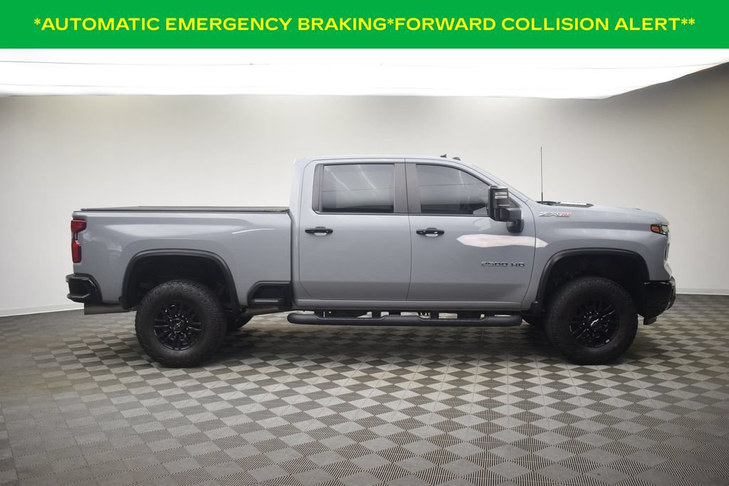Used 2024 Chevrolet Silverado 2500 ZR2 w/ Technology Package AWD/4WD image 15