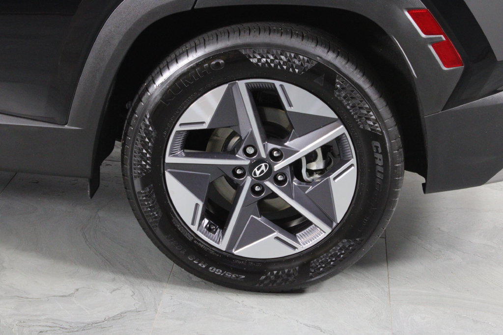 Used 2026 Hyundai Tucson SEL FWD image 15