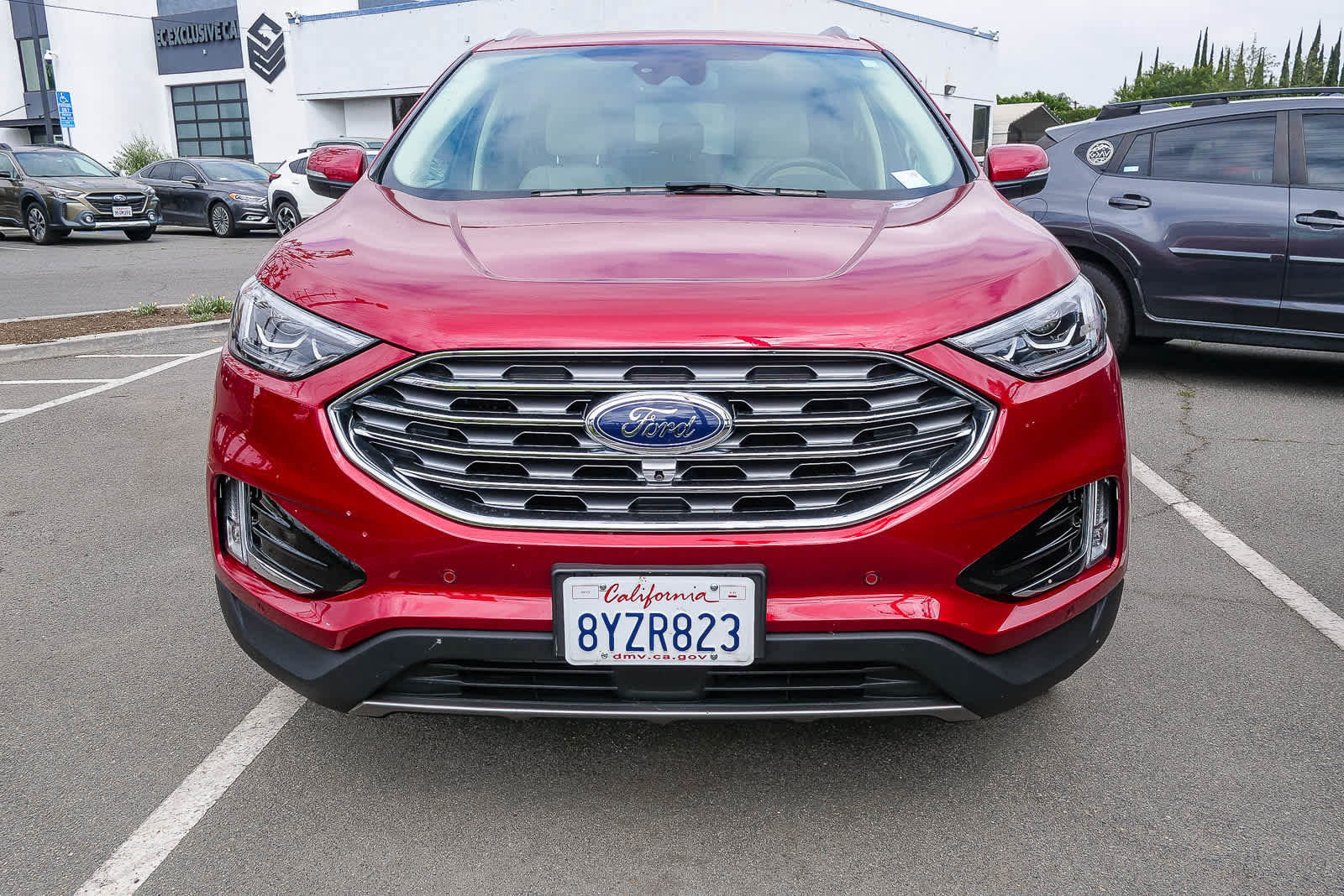Used 2021 Ford Edge Titanium w/ Equipment Group 301A FWD image 5