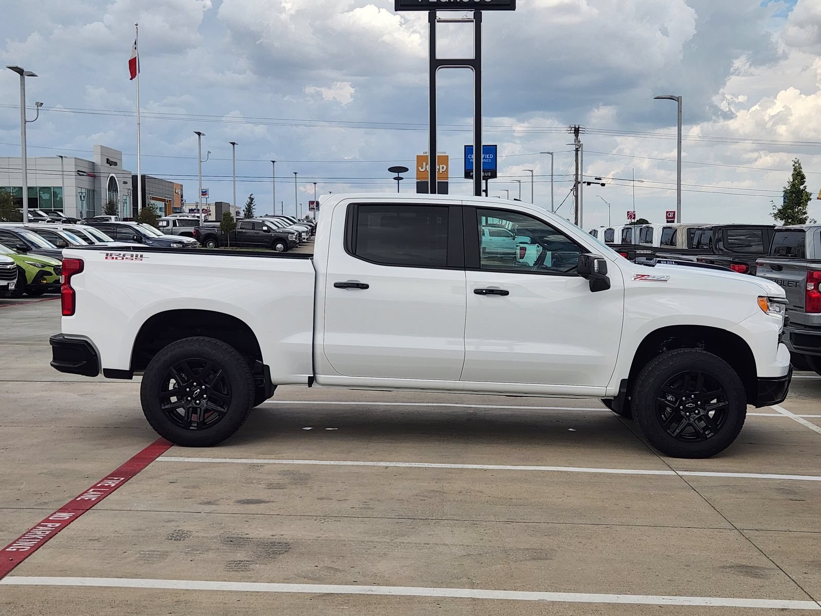 New 2026 Chevrolet Silverado 1500 LT Trail Boss w/ LT Trail Boss Premium Package AWD/4WD image 7