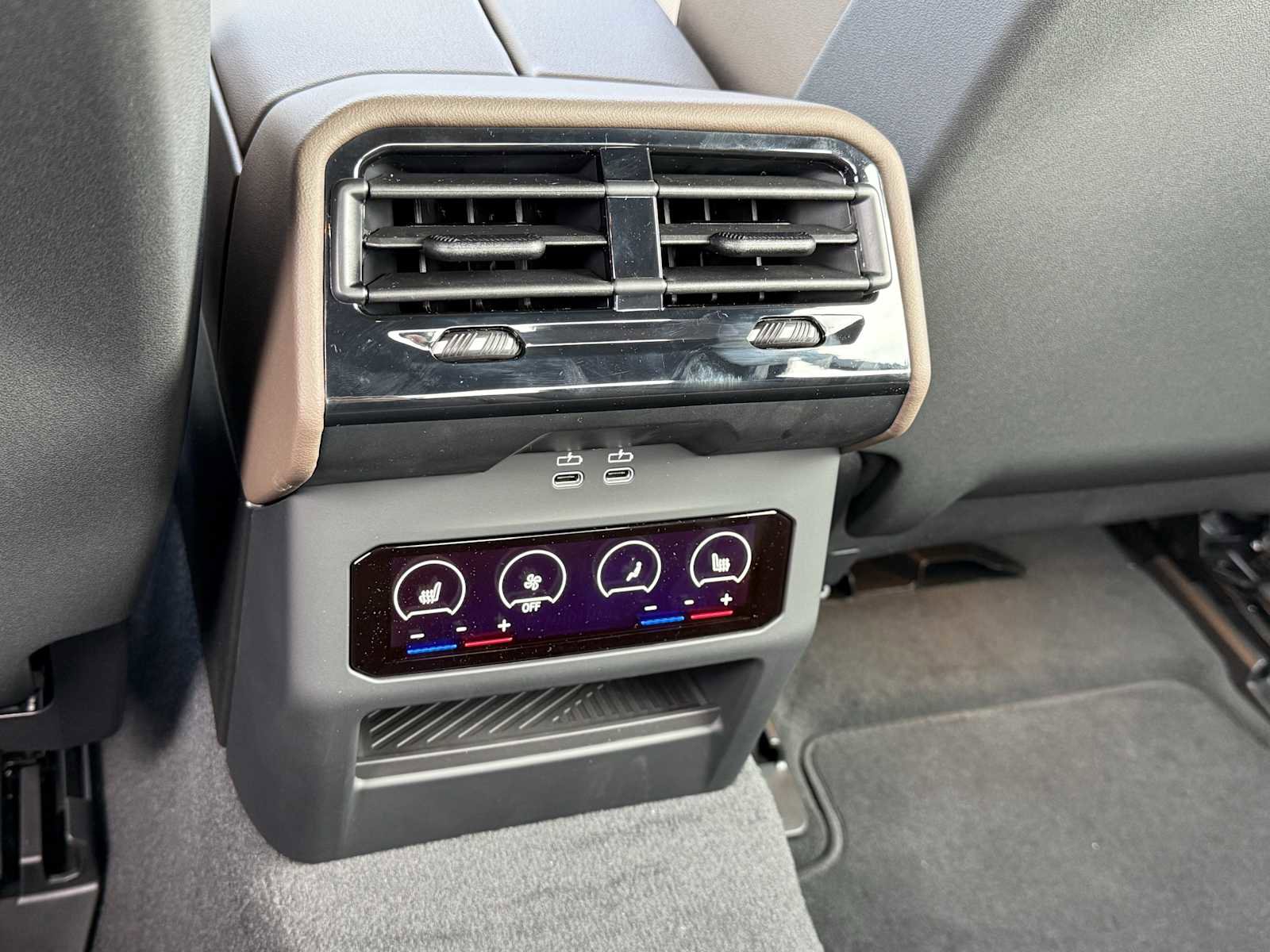 New 2026 BMW 530i xDrive w/ Executive Package image 45