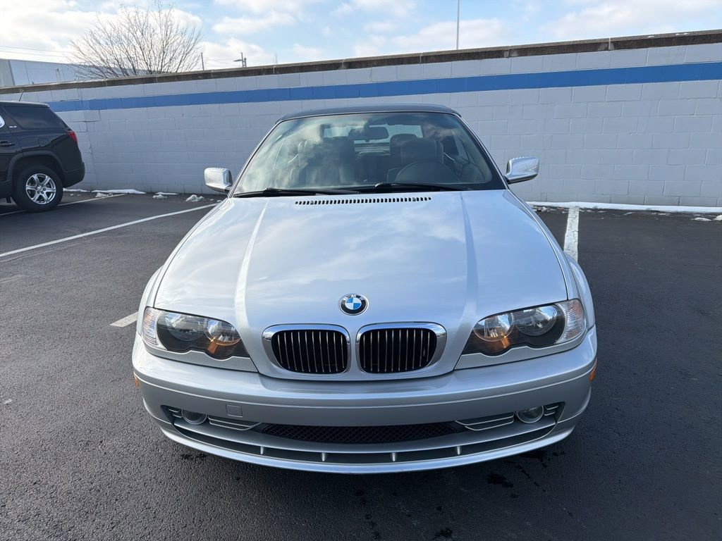 Used 2001 BMW 325Ci Convertible image 8