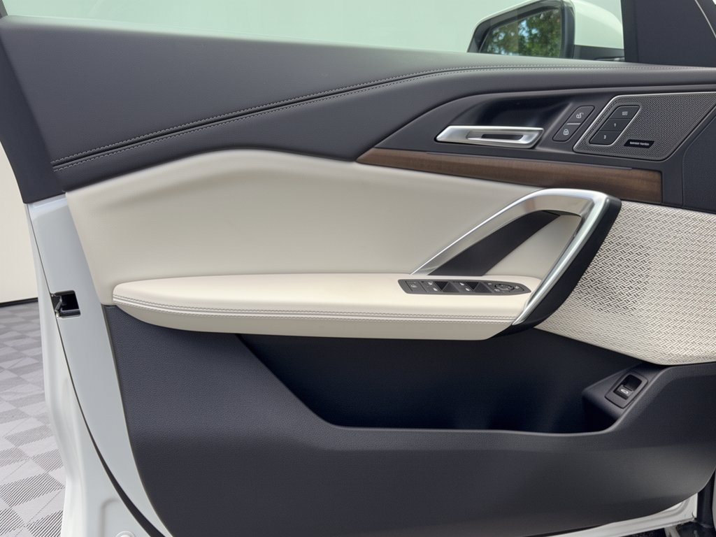 New 2027 BMW X1 xDrive28i AWD/4WD image 14