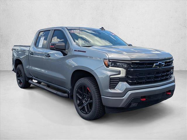 Used 2024 Chevrolet Silverado 1500 RST w/ Redline Edition AWD/4WD image 3