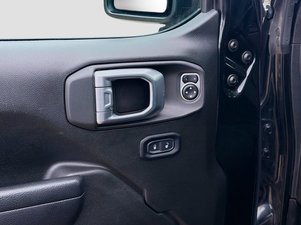 Used 2024 Jeep Wrangler Sport S image 20