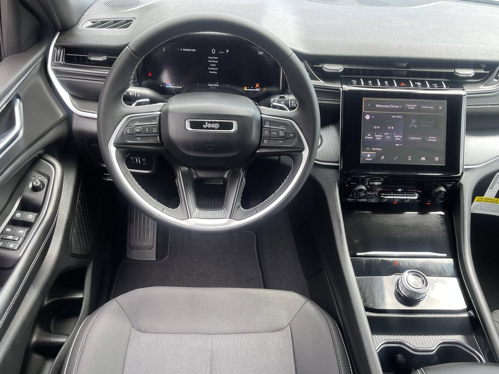 New 2026 Jeep Grand Cherokee Laredo RWD image 11