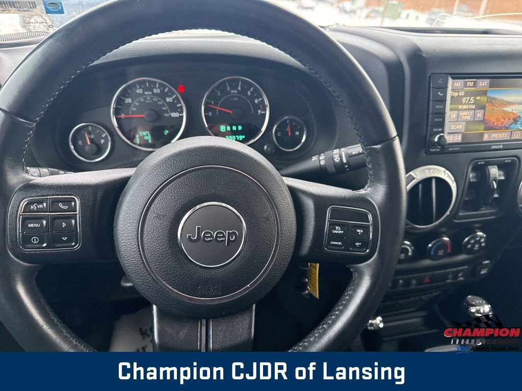 Used 2016 Jeep Wrangler Unlimited Rubicon w/ Connectivity Group image 20