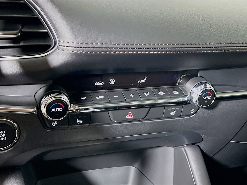 New 2026 MAZDA MAZDA3 2.5 Turbo Sedan w/Premium Plus image 13