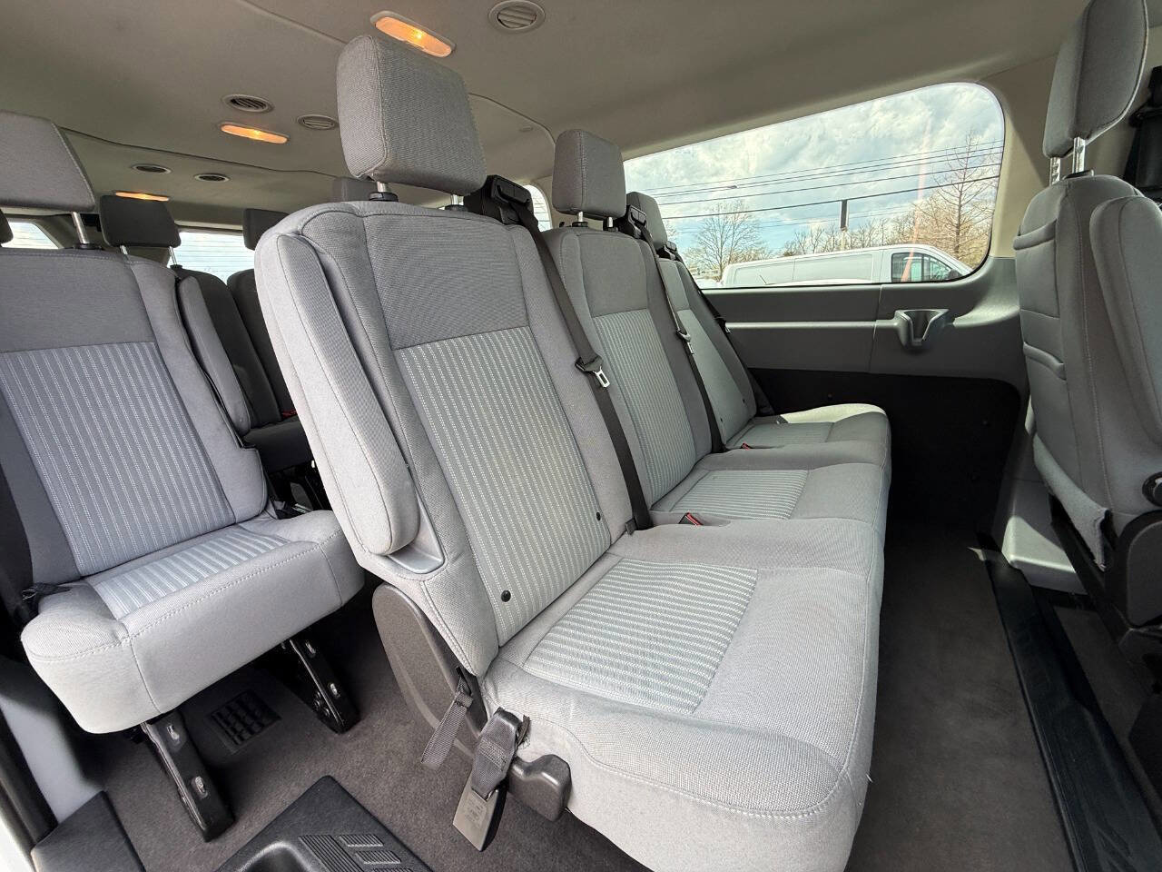Used 2019 Ford Transit 350 XLT RWD image 30