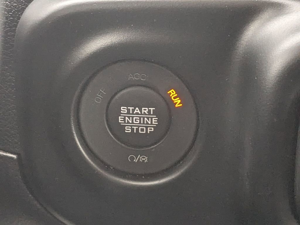 Used 2023 Jeep Gladiator Overland image 18