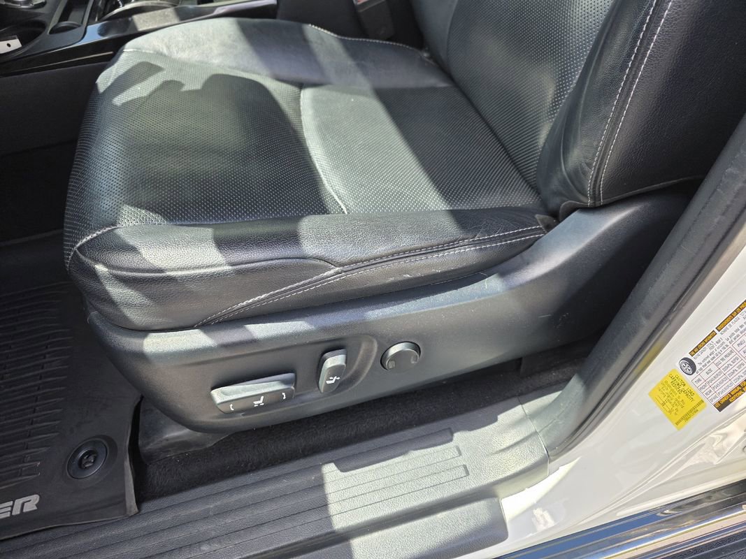Used 2020 Toyota 4Runner Nightshade AWD/4WD image 10