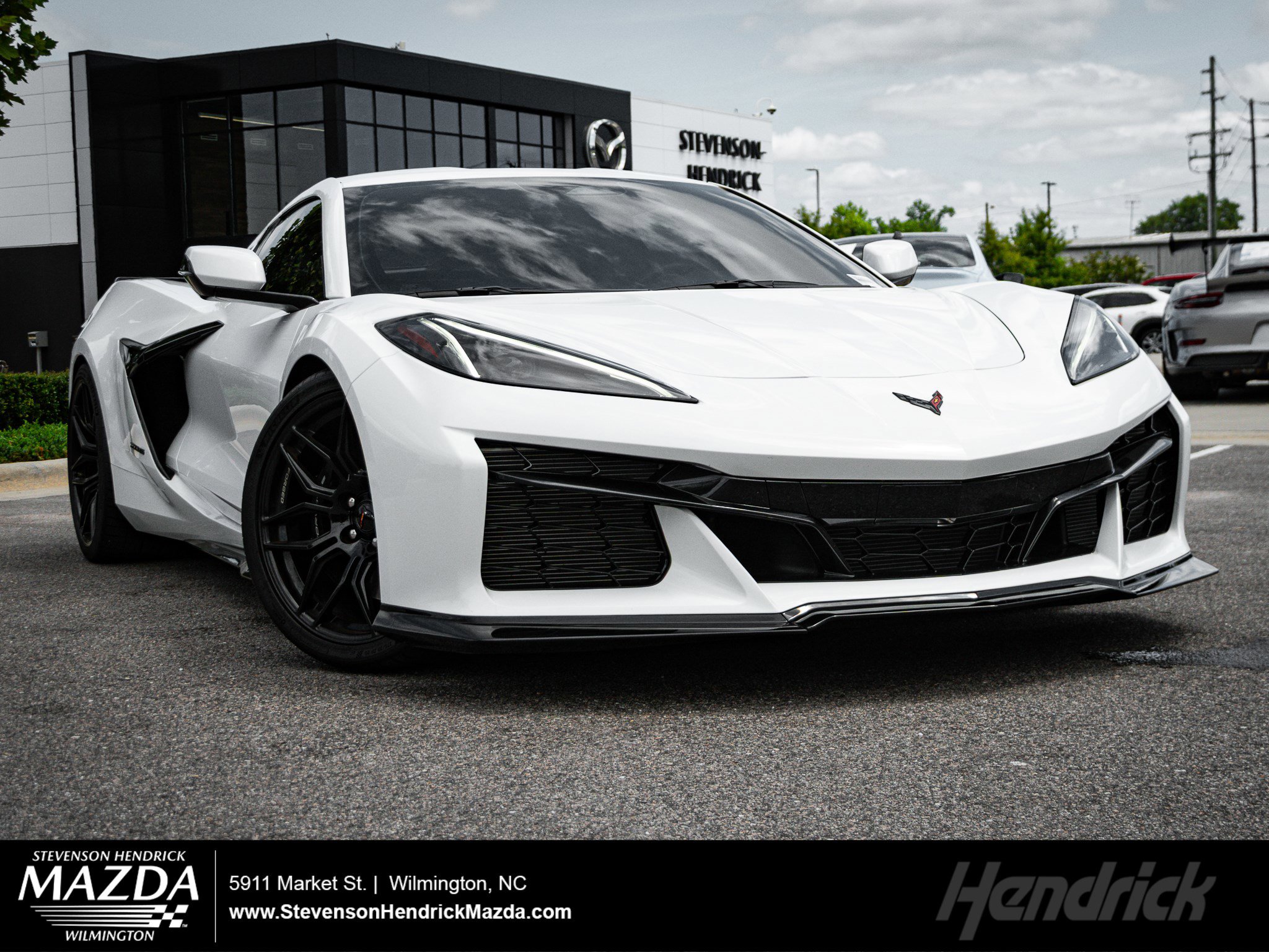 Used 2025 Chevrolet Corvette Z06 w/ Battery Protection Package image 1