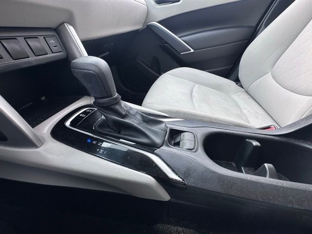 Used 2023 Toyota Corolla Cross L image 15