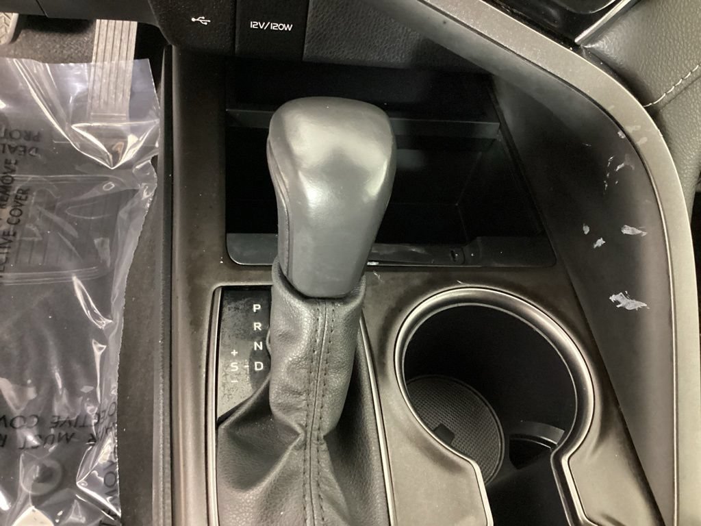 Used 2024 Toyota Camry SE FWD image 20