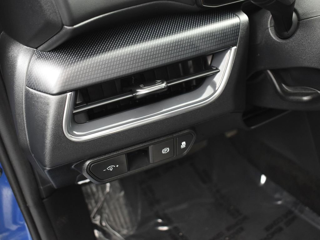 Certified 2025 Kia K4 GT-Line w/ GT-Line Premium Package image 12