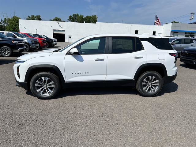 New 2027 Chevrolet Equinox LT w/ Convenience Package II AWD/4WD image 2