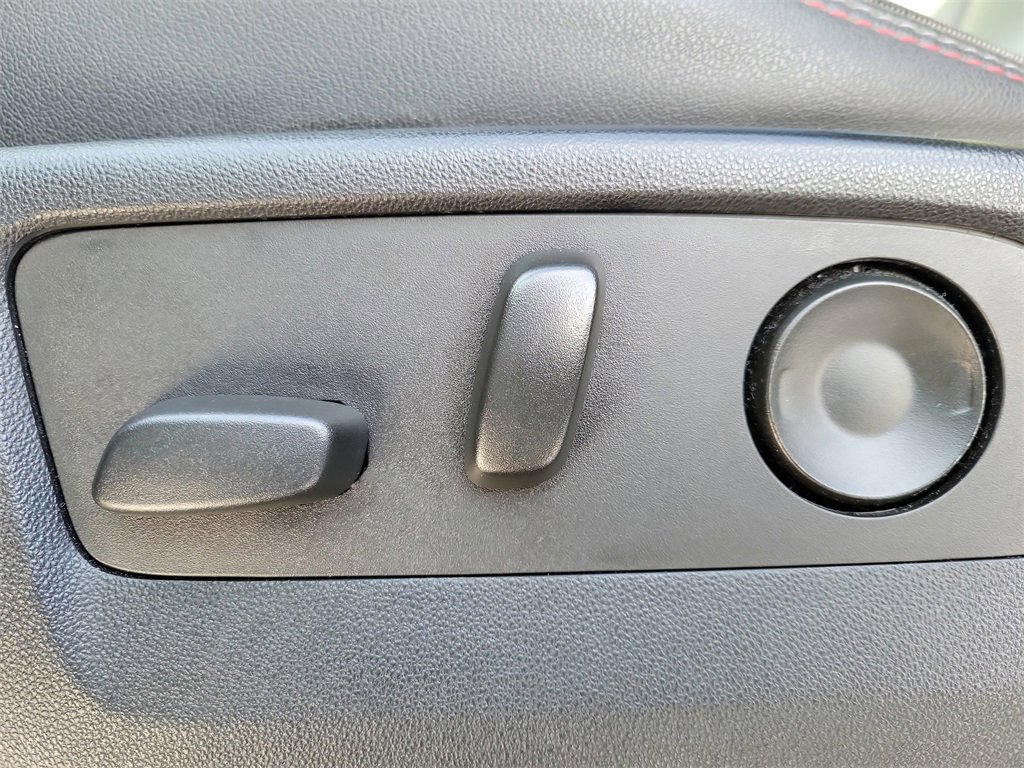 Used 2021 Chevrolet Tahoe RST image 22