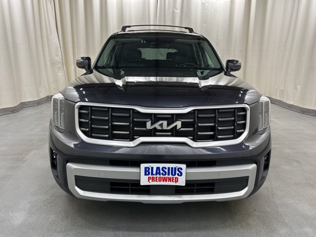 Used 2025 Kia Telluride S AWD/4WD image 2
