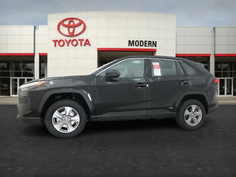 New 2025 Toyota RAV4 LE image 8