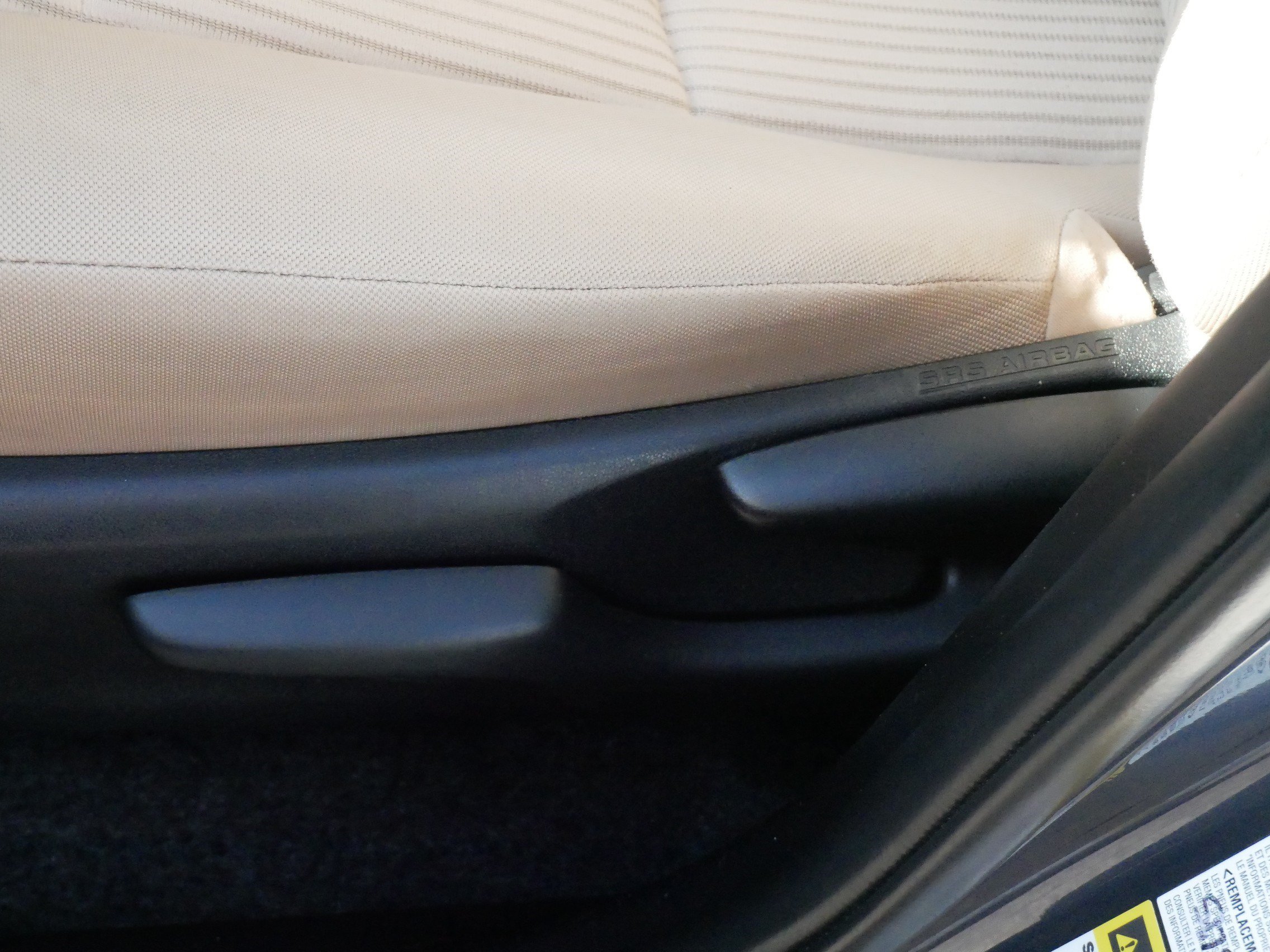 Used 2013 Toyota RAV4 LE AWD/4WD image 20
