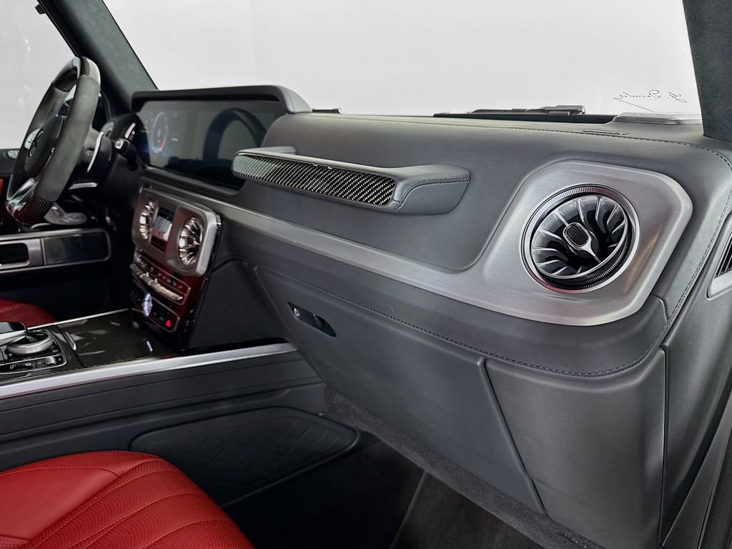 Used 2023 Mercedes-Benz G 63 AMG 4MATIC image 31