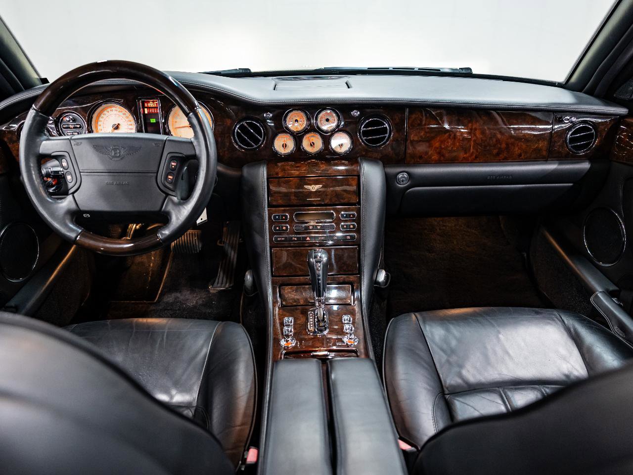 Used 2005 Bentley Arnage R RWD image 5