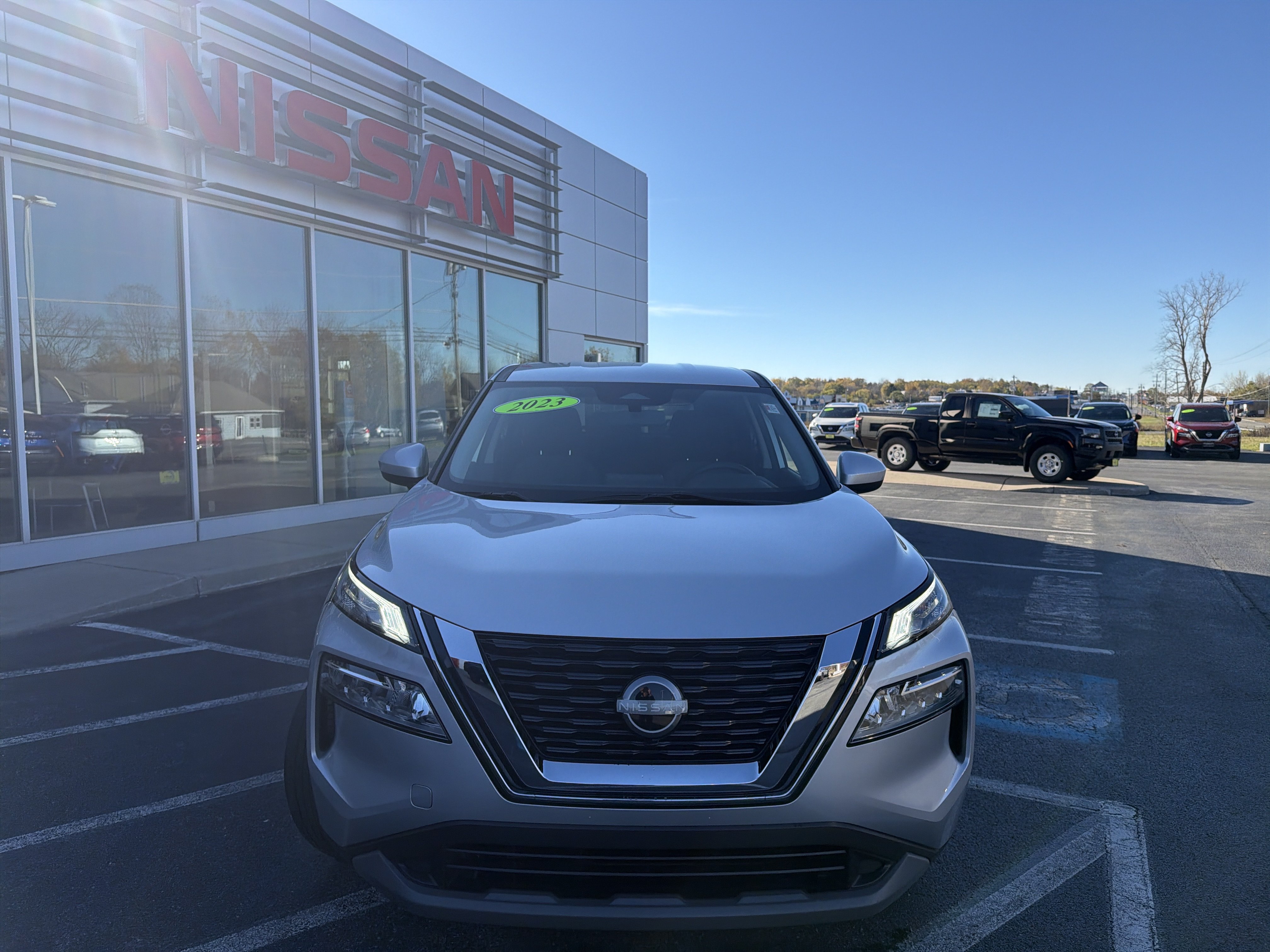 Certified 2023 Nissan Rogue SV AWD/4WD image 18