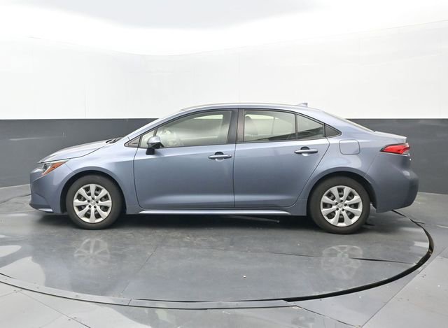 Used 2022 Toyota Corolla LE image 7