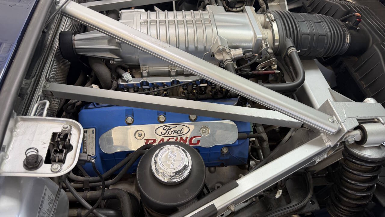 Used 2006 Ford GT RWD image 59
