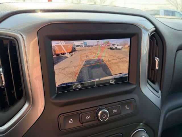 Certified 2024 Chevrolet Silverado 1500 Custom image 19