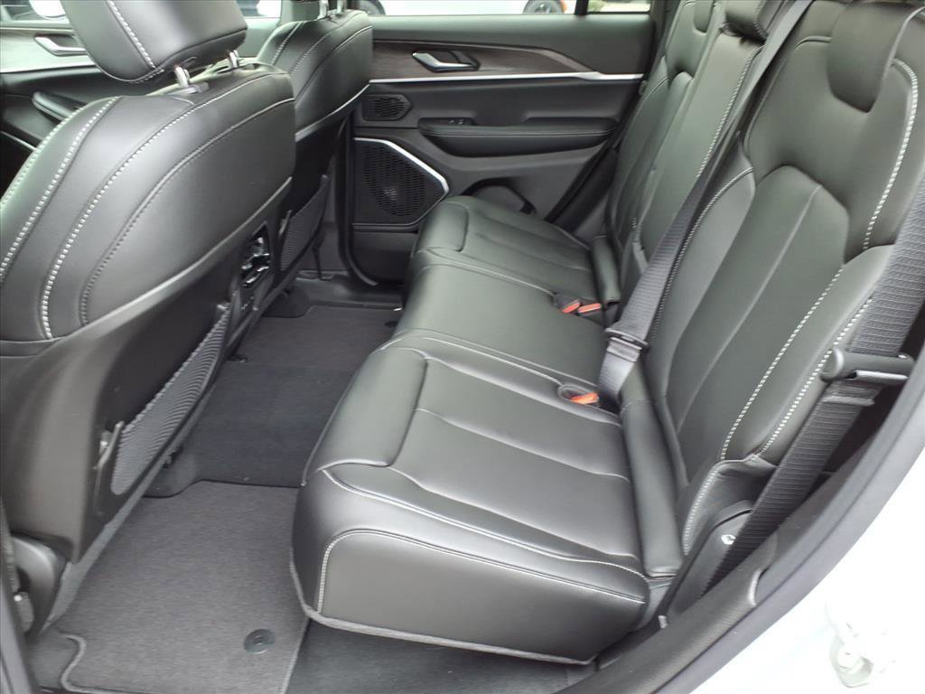 New 2026 Jeep Grand Cherokee Limited image 5