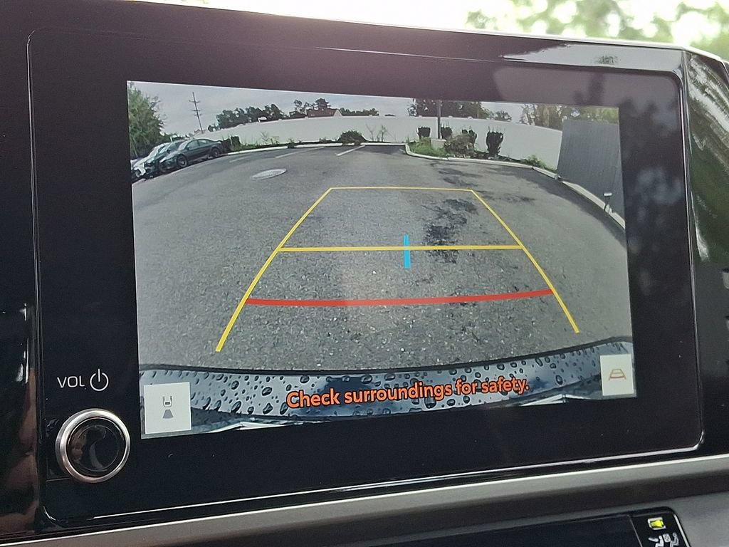 Used 2026 Toyota Camry SE FWD image 19