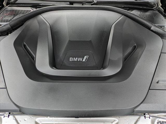 Used 2025 BMW i4 eDrive40 RWD image 24