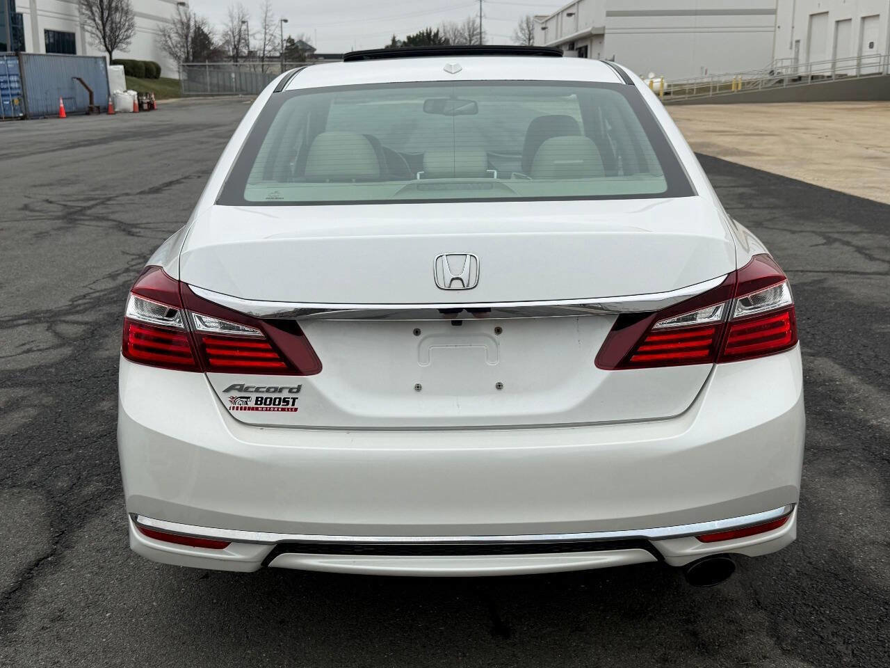 Used 2016 Honda Accord EX-L image 4