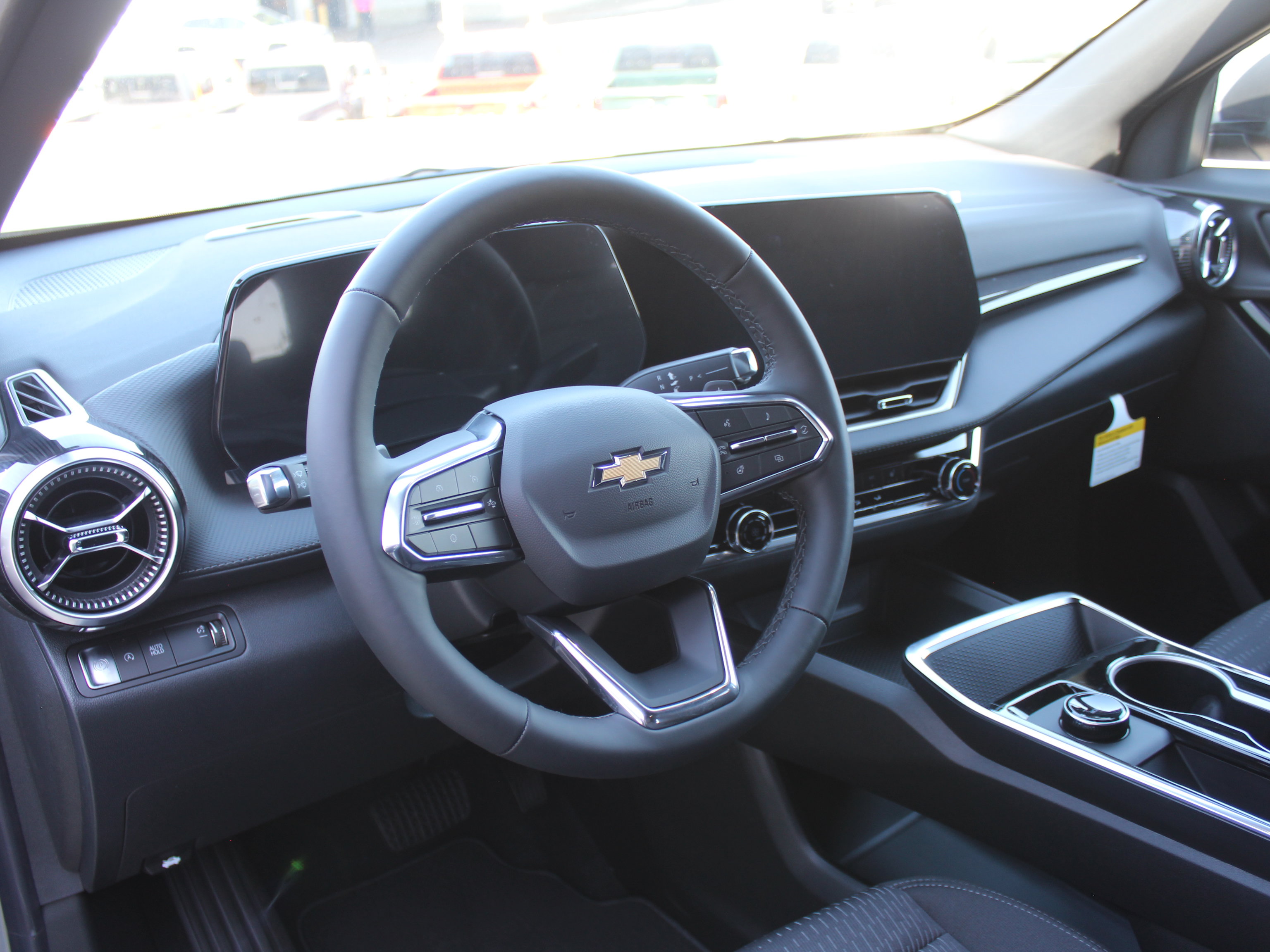 New 2026 Chevrolet Equinox LT w/ Safety and Technology Package FWD image 10