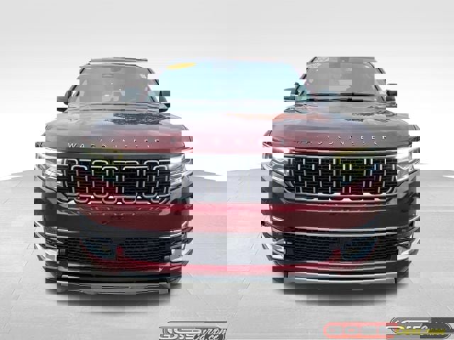 Used 2024 Jeep Wagoneer L Series II w/ Flexible Seating Group image 2