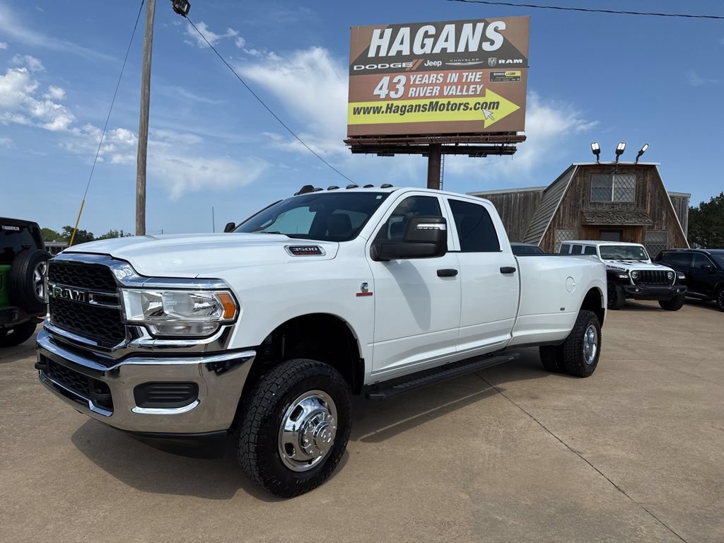 Certified 2024 RAM 3500 Tradesman w/ Chrome Appearance Group