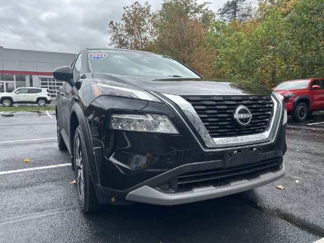 Used 2023 Nissan Rogue SV AWD/4WD image 18