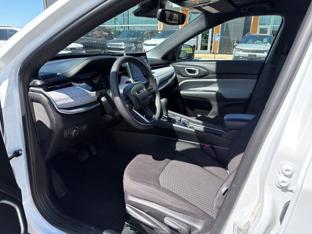 Used 2024 Jeep Compass Sport AWD/4WD image 20