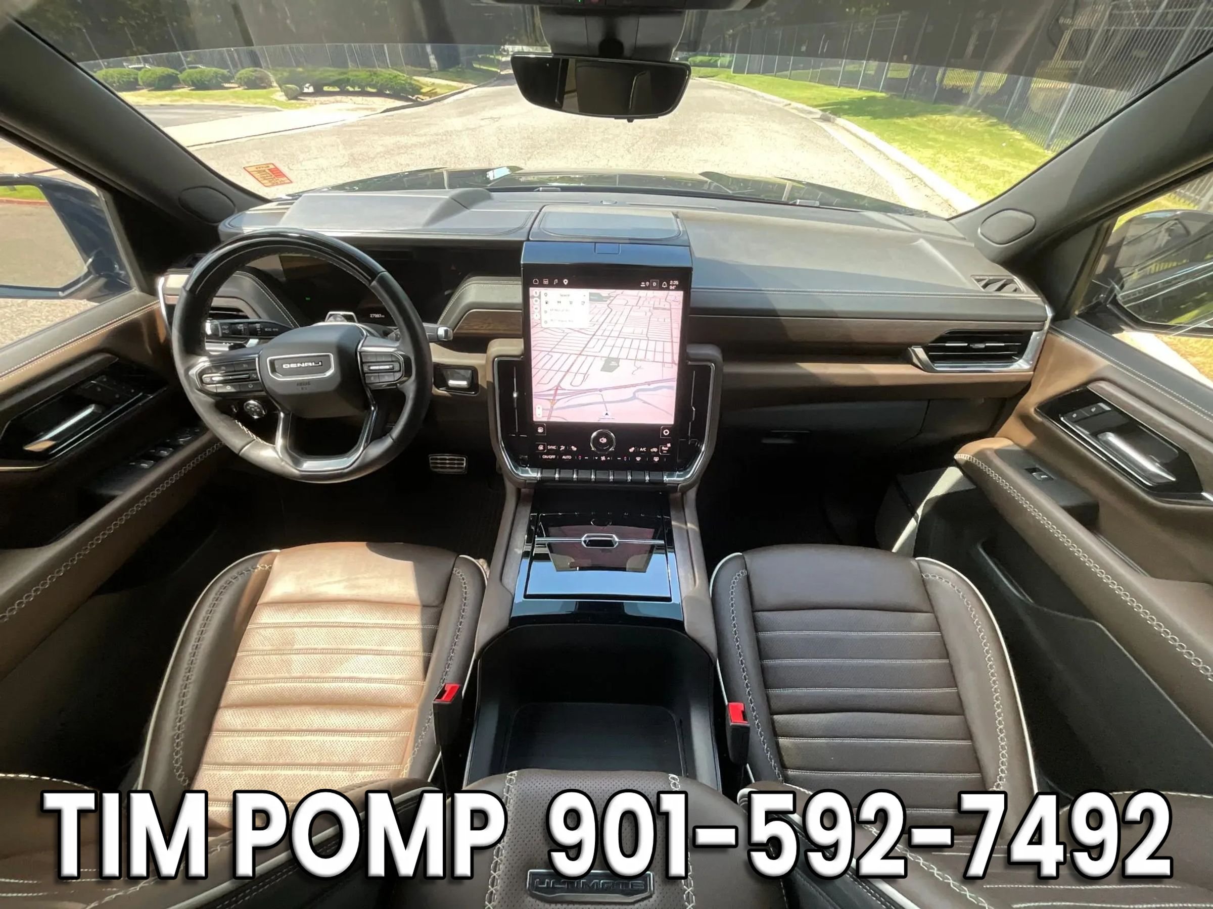 Used 2025 GMC Yukon Denali Ultimate AWD/4WD image 22